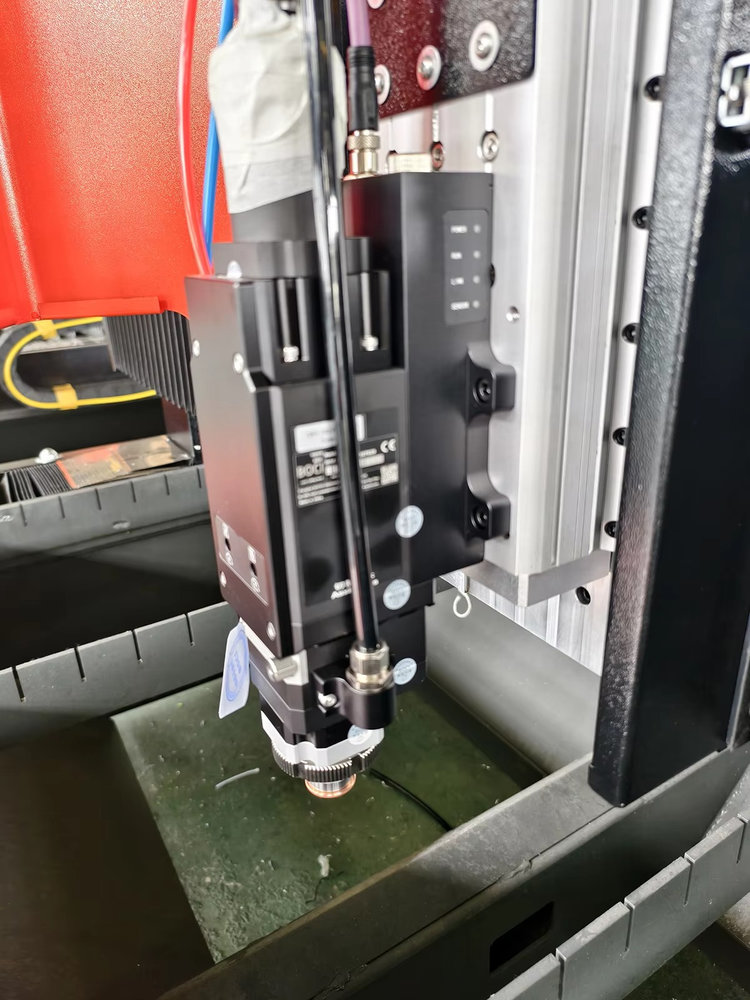 Metal  Laser Cutting Machine P - огляд і ціна Industrial Laser Cutting Machine Price